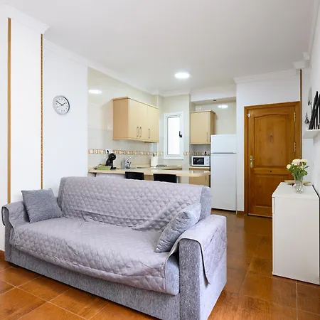 Rosales Apartment *